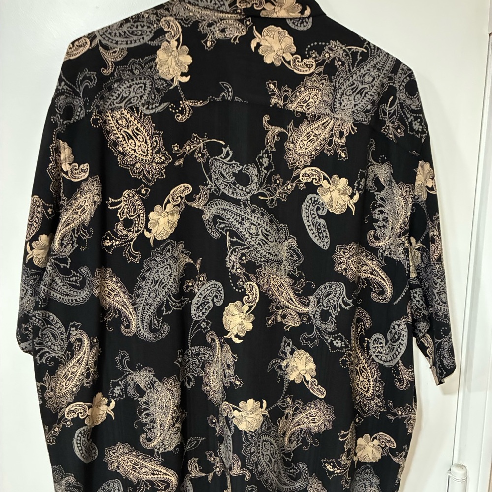 Tori Richard Black and Cream Paisley Short Sleeve Shirt